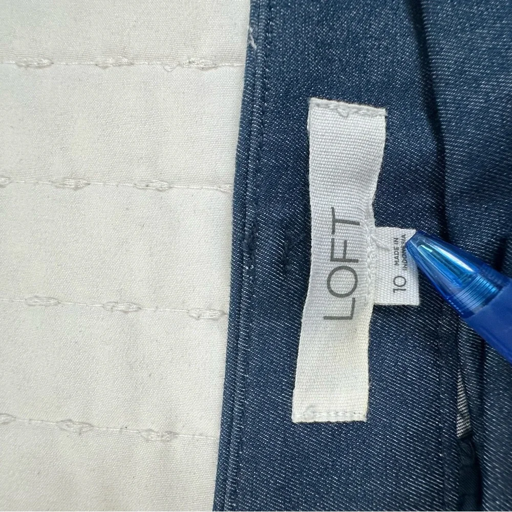 LOFT The Riviera Shorts in Refine Denim High Waist in Blue - Picture 9 of 15